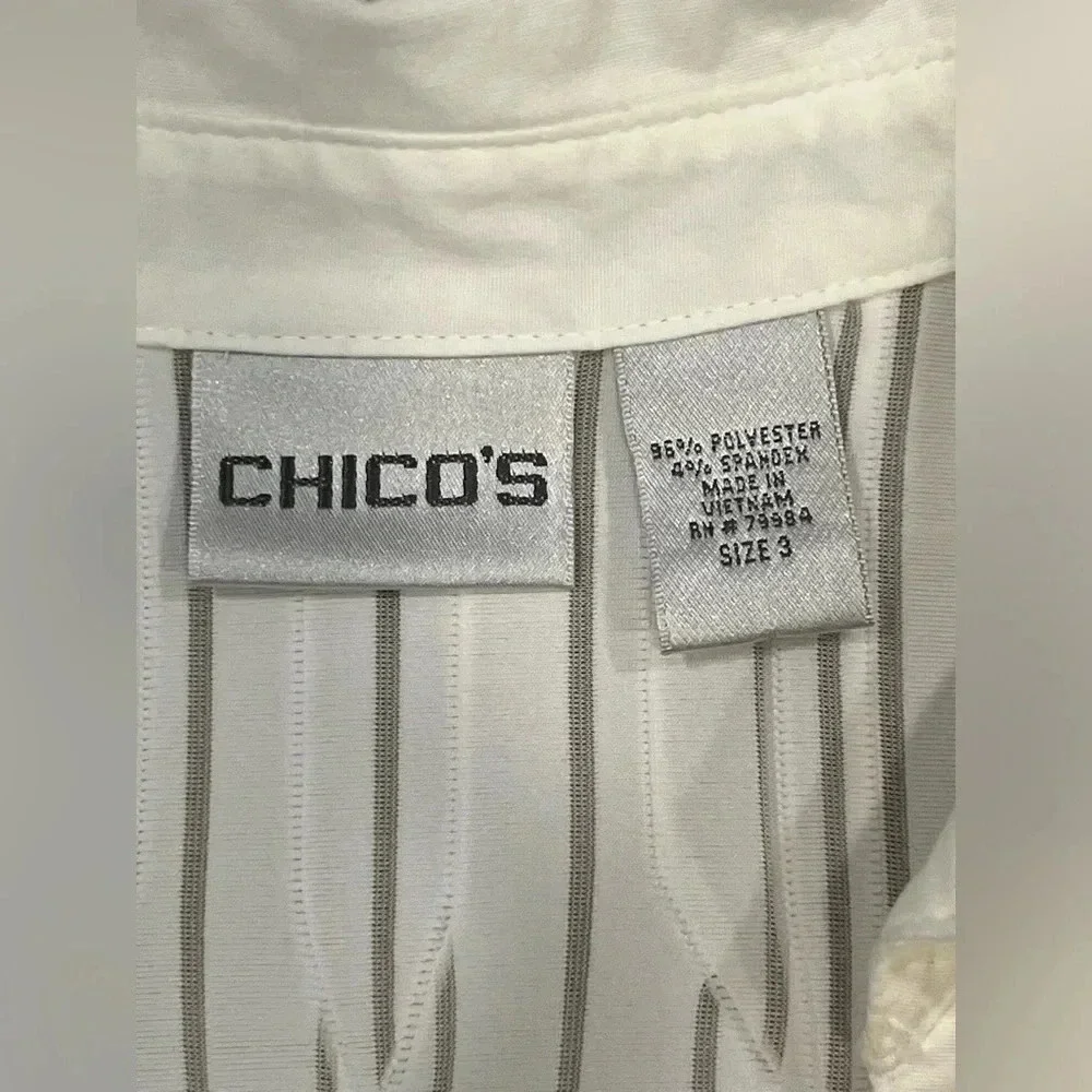 Chico’s winter white blouse. Fabric detail some sheer, some raised texture Sz 3 - Picture 4 of 8